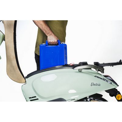 ZAP / E-Fun Pusa električni moped / skuter 2000W 48V 52Ah CATL                                                                                                                      1510