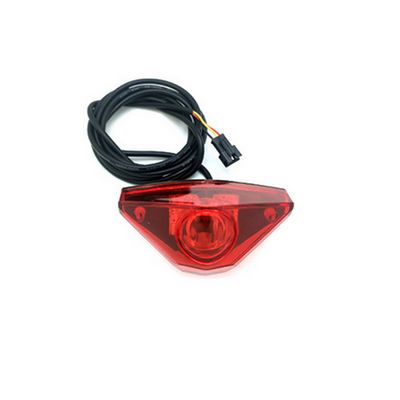 Zadnje svjetlo za električni bicikl                                              