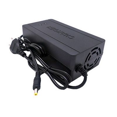 Punjač olovnih baterija 24V 2A DC2.1                                              1769