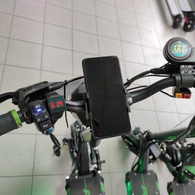 Nosač mobitela za električni romobil / bicikl                                      646