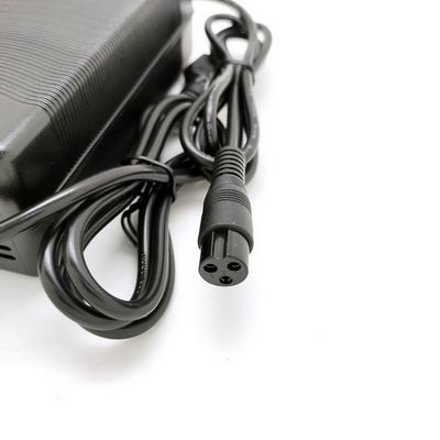 Punjač Li-ion 58.8V 2A, GX16-3 konektor, za električni romobil                   659