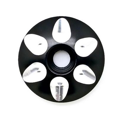 Poklopac cijevi upravljača za PULSE 10                           596