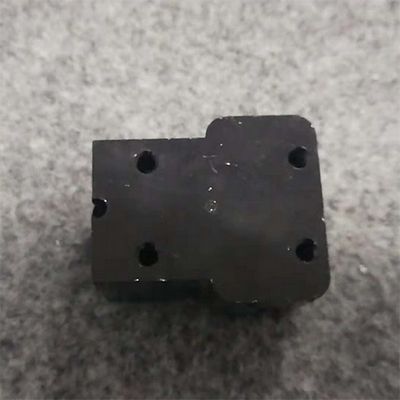 Blok za fiksiranje ovjesa za Zero 9                             