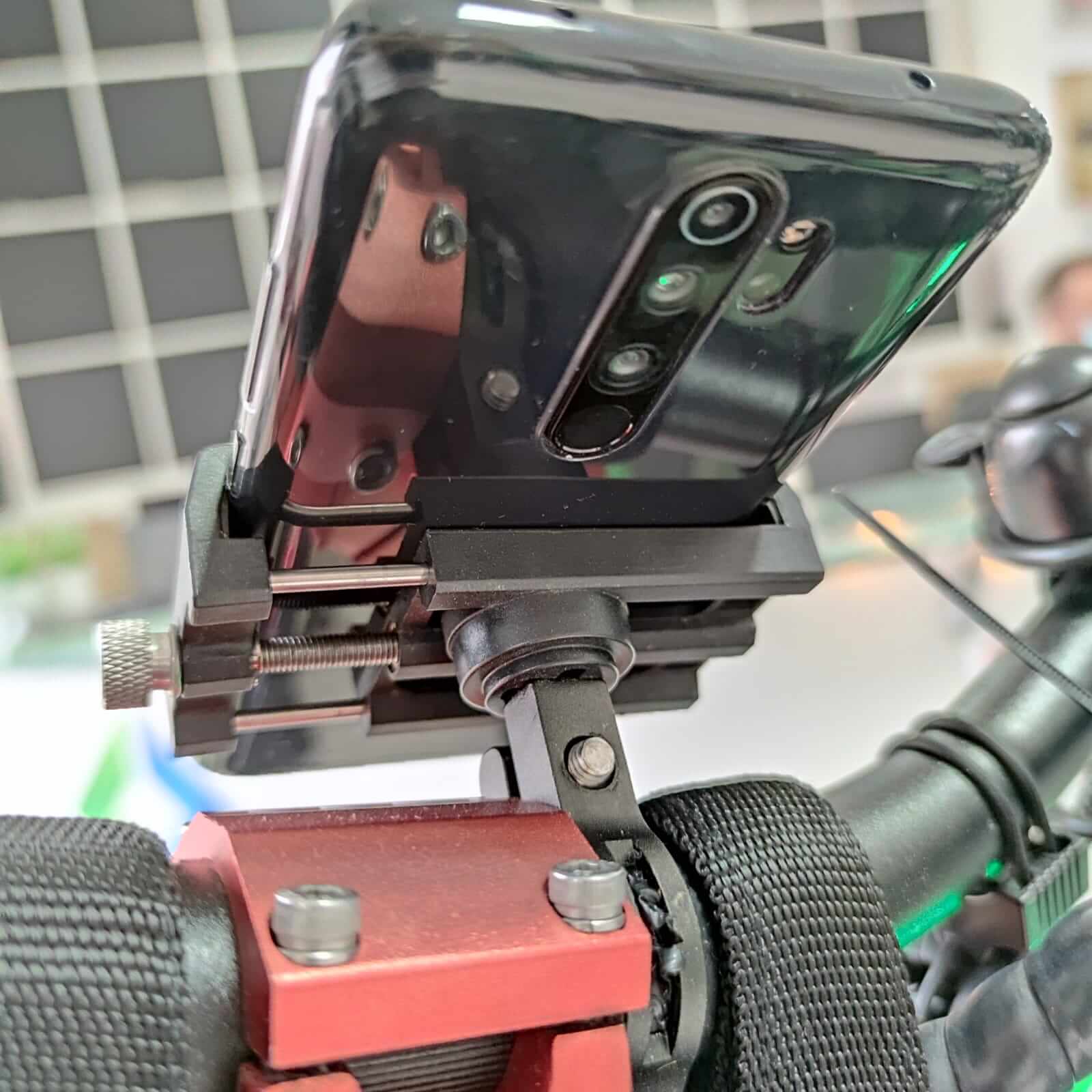 Nosač mobitela za električni romobil / bicikl 647