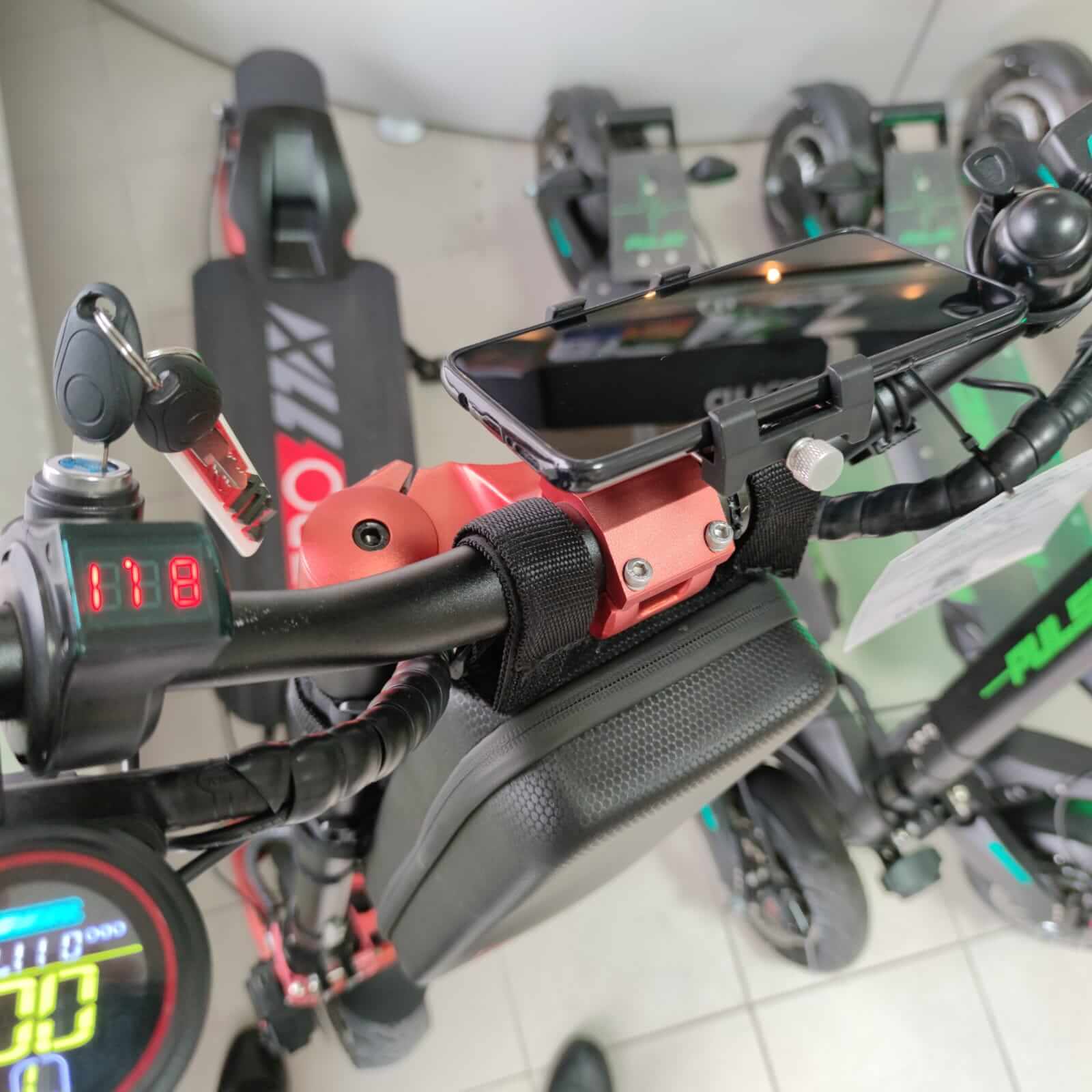 Nosač mobitela za električni romobil / bicikl 648