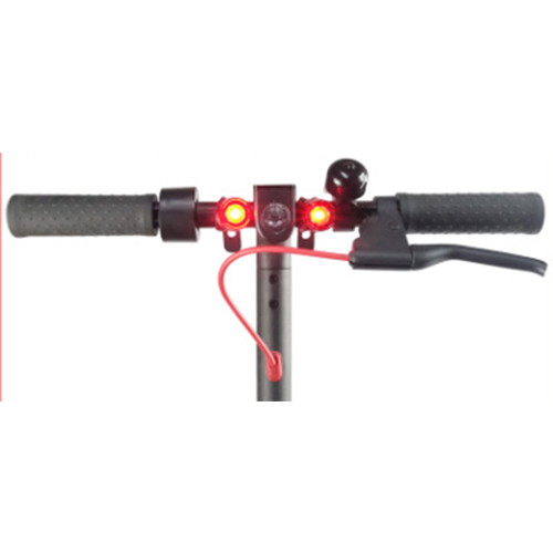 LED svjetlo / bljeskalica za romobil / bicikl 1192